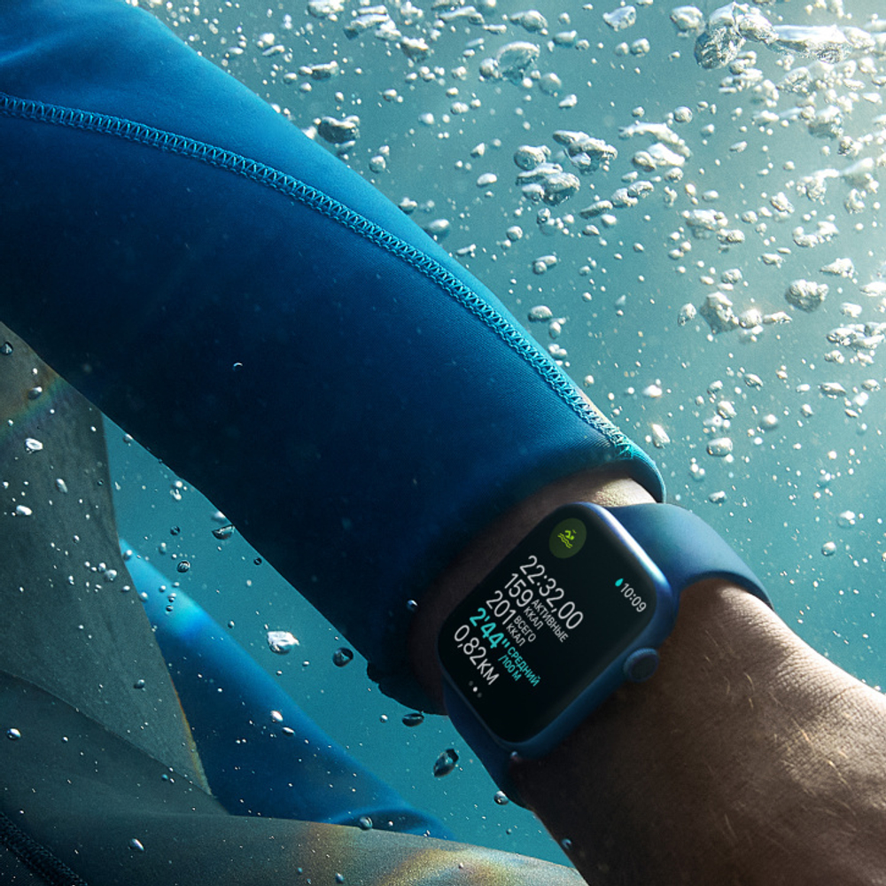 Apple Watch Nike Series 7 45 мм, корпус из алюминия цвета «сияющая звезда», спортивный ремешок Nike