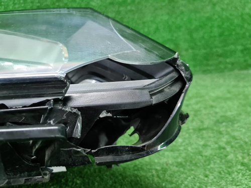 Битая Фара правая Geely Coolray (19-23) галоген