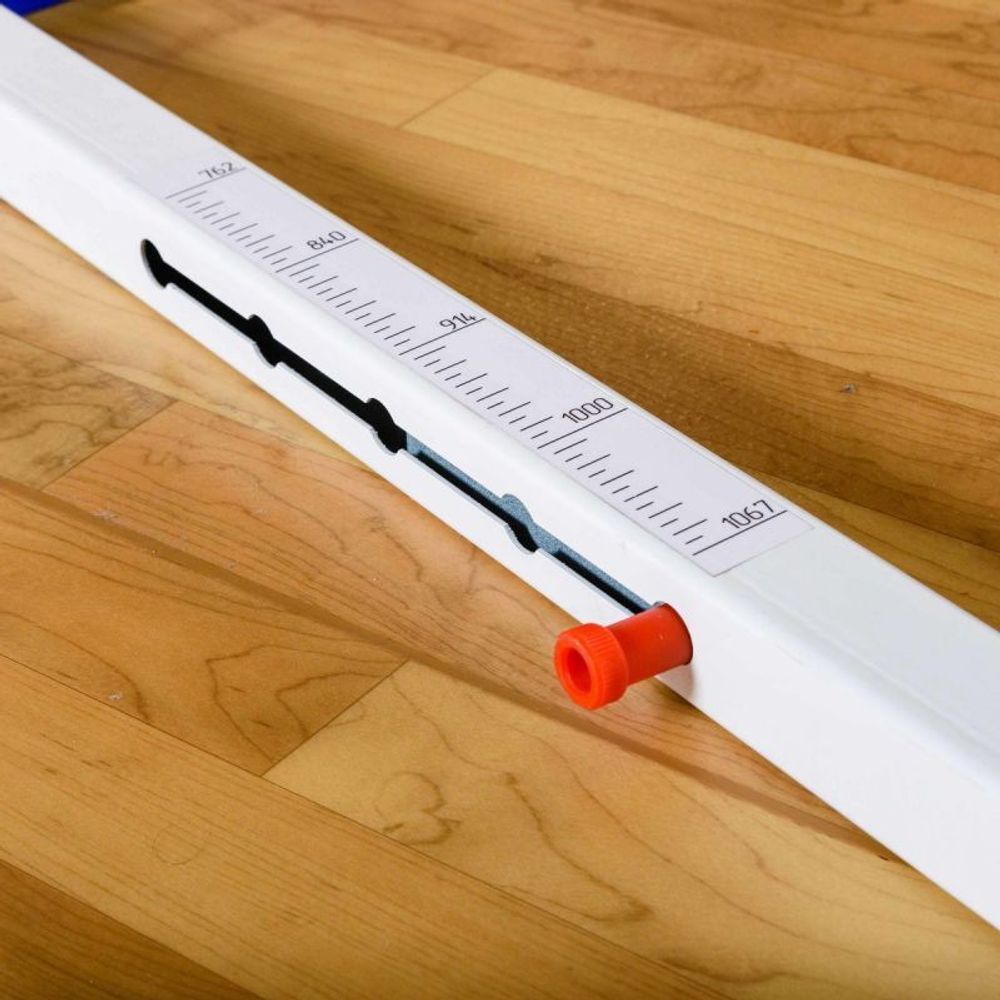 Барьер для легкой атлетики переменной высоты с противовесом (складной)