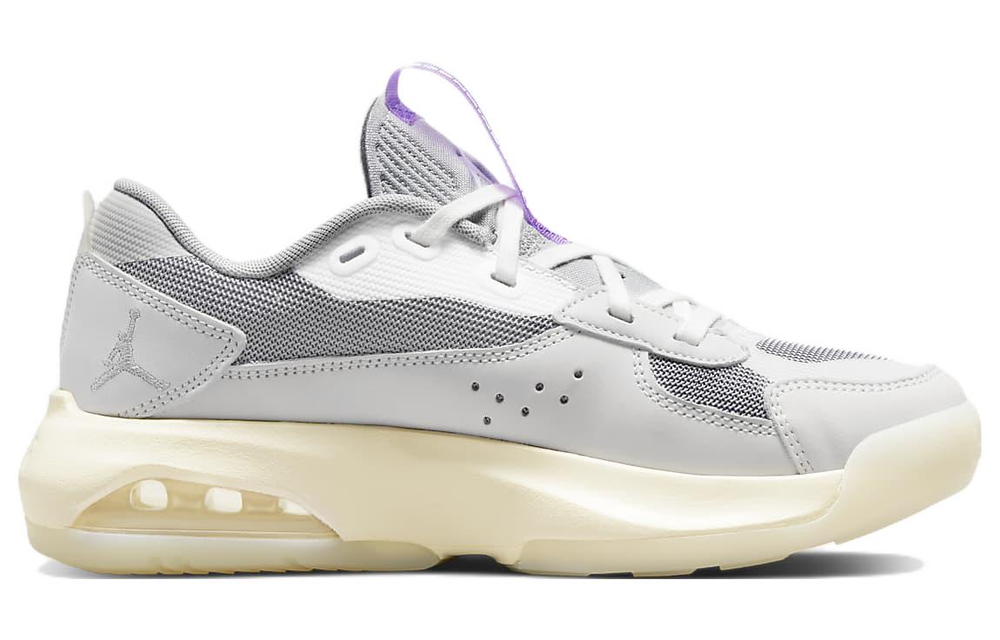 Jordan Air 200e Summit