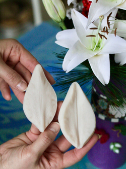 Молд силиконовый вайнер для лепки Лилии / Форма для лепки лепестков