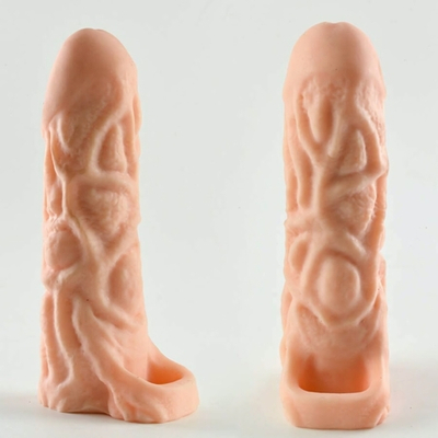 Телесная насадка-удлинитель Okoto с богатым рельефом поверхности - 16 см. (Цвет: телесный)
