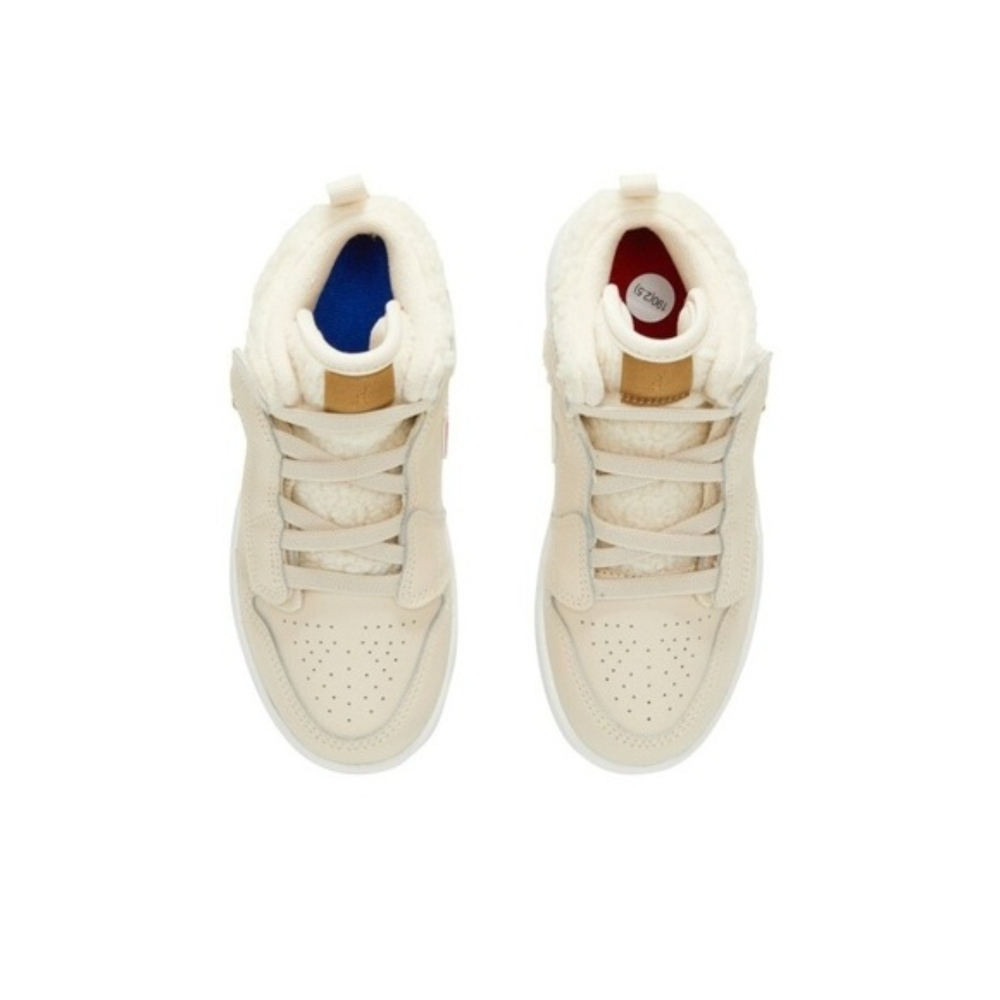 Кроссовки Air Jordan 1 Mid ALT Utility Fleece, беж.