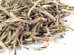 760002 Чай белый «Бай Хао Инь Чжень» (Серебряные Иглы с Белым Ворсом), коллекционный №220