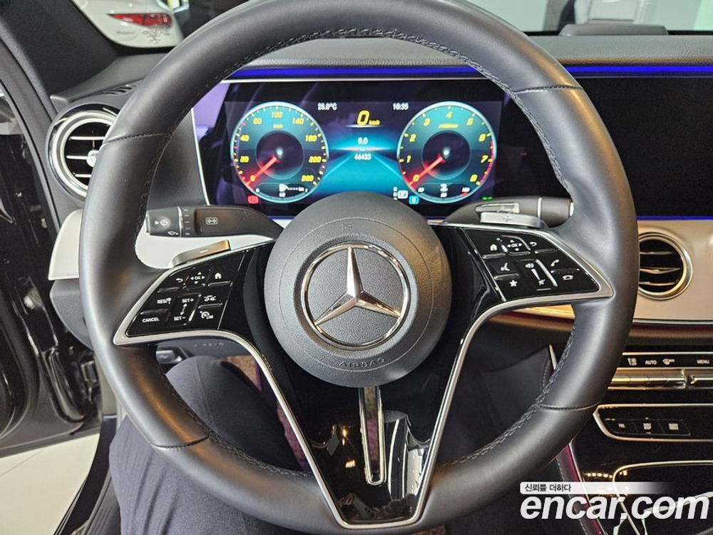 Mercedes-Benz E-Class W213 E250 Avangarde (01.2021)
