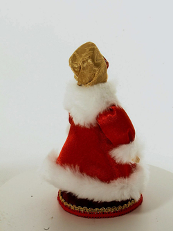 Кукла коллекционная Крестьянка в полушубке