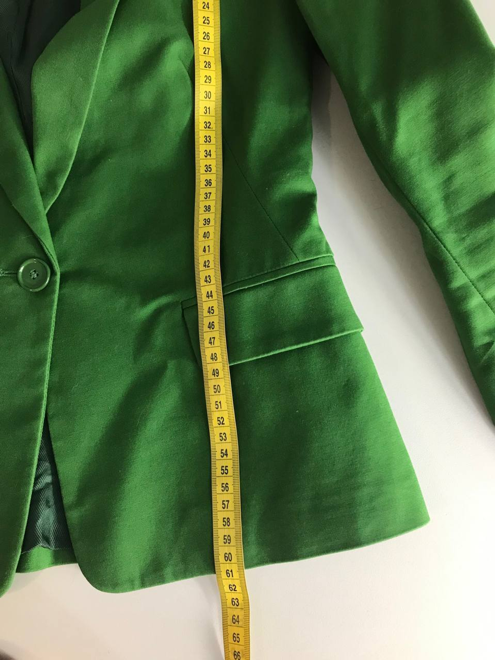 Костюм Zara благородного оттенка, маркировка S, визуально на 44 размер