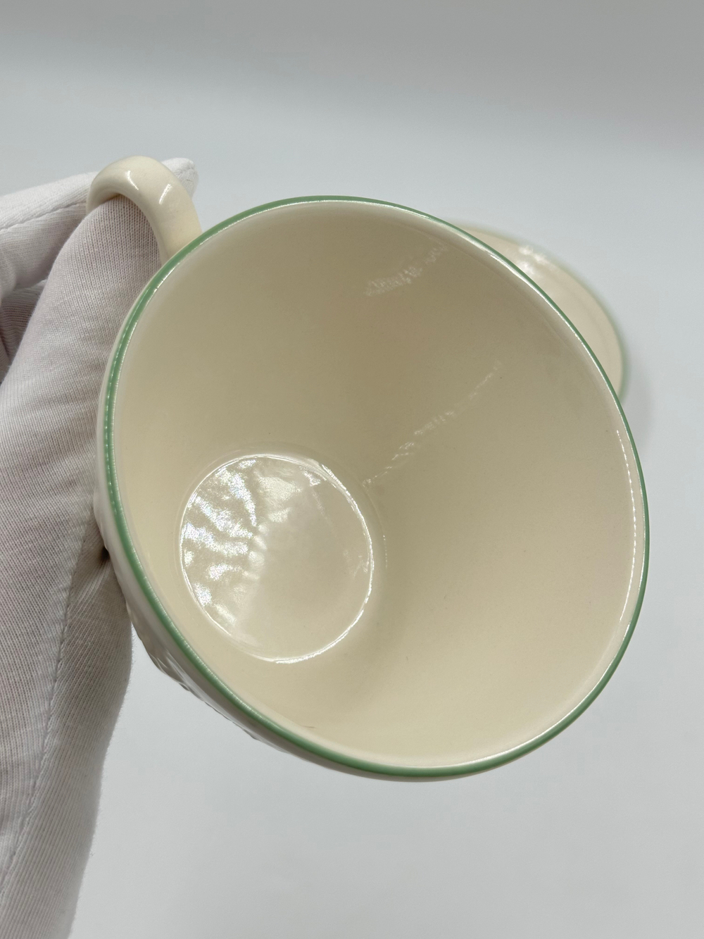 Чайная пара Wedgwood Festivity Raspberry