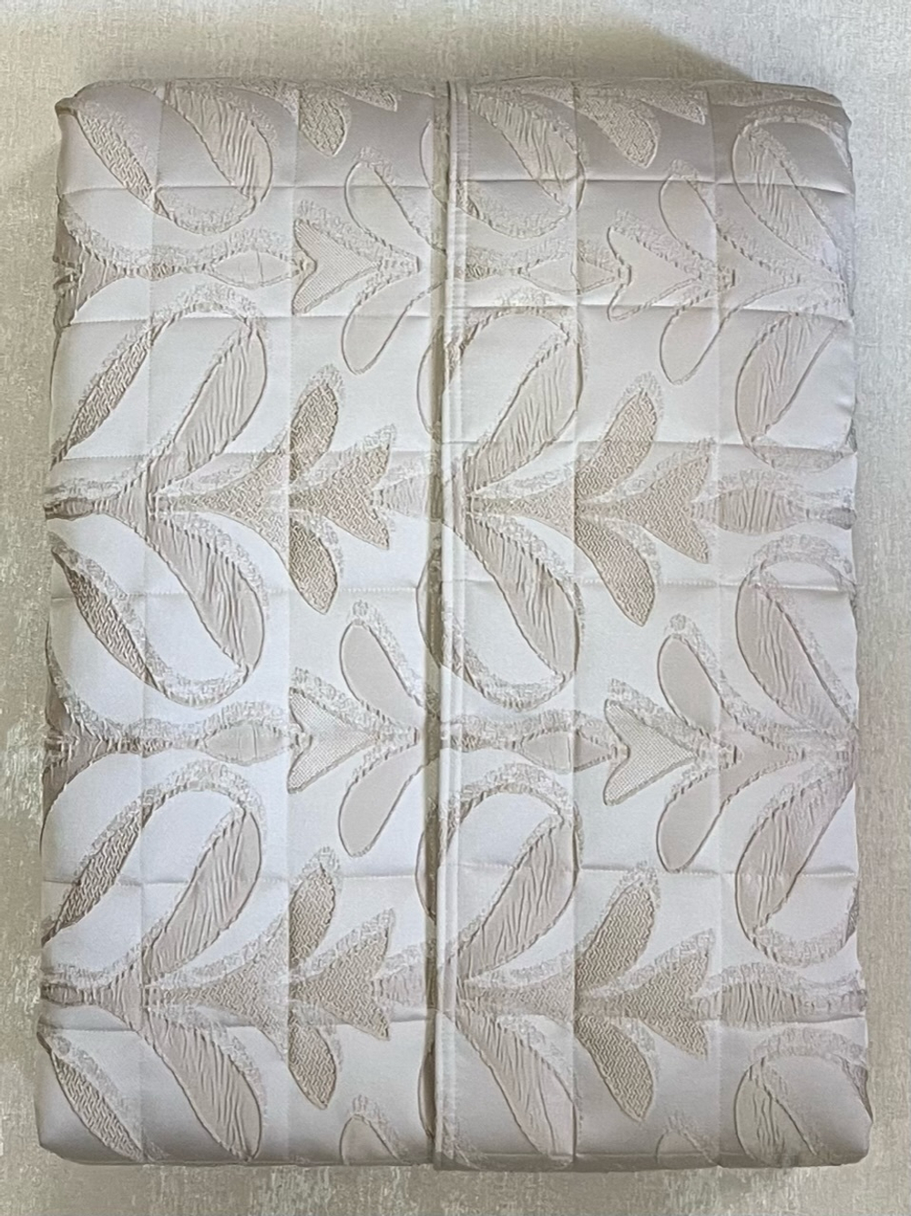 Покрывало 270х270 Dondi Majestic бежевое