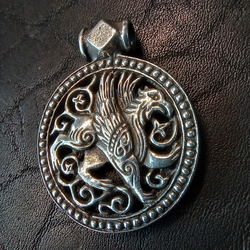 Подвеска. Грифон