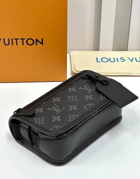 Бумажник Louis Vuitton Bosphore Wearable, черный