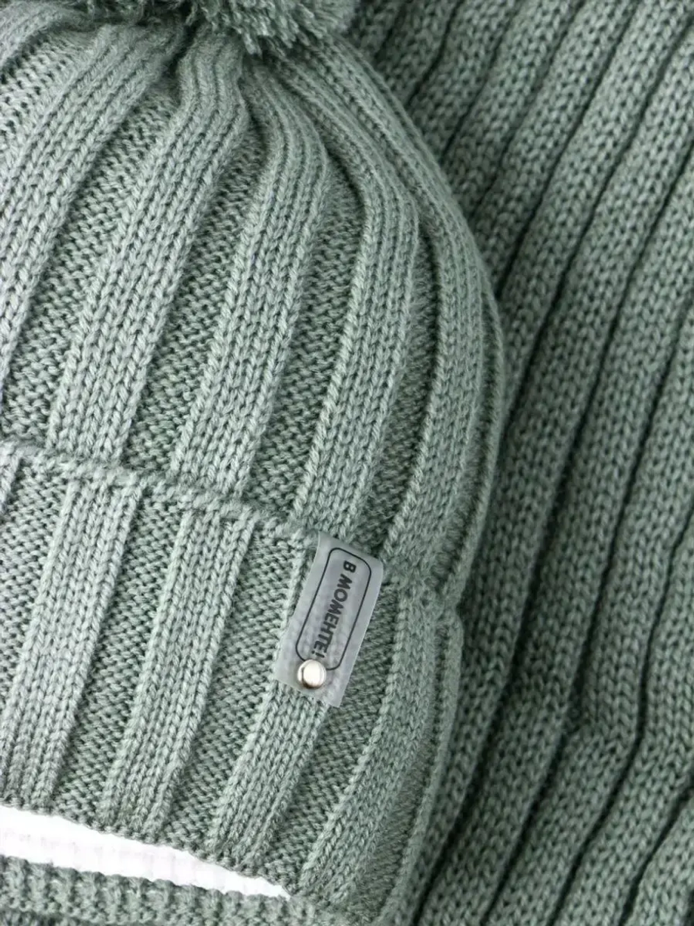 Шапка детская осенняя и шарф