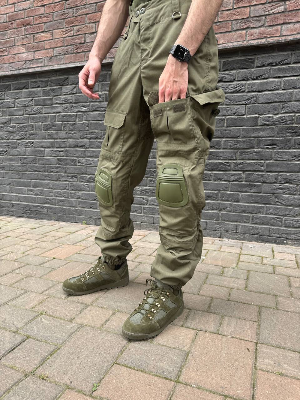 Тактический костюм горка с наколенниками и налокотниками олива