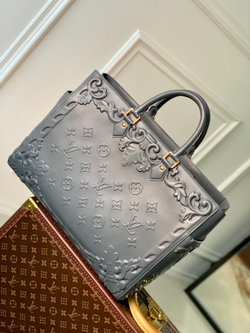 Louis Vuitton Sac Plat