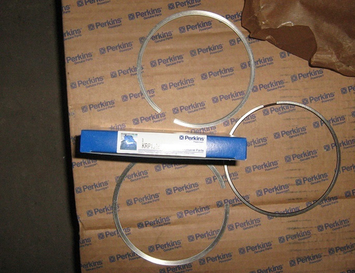 Кольца поршневые, комплект на 1 поршень / PISTON RING KIT АРТ: KRP1528