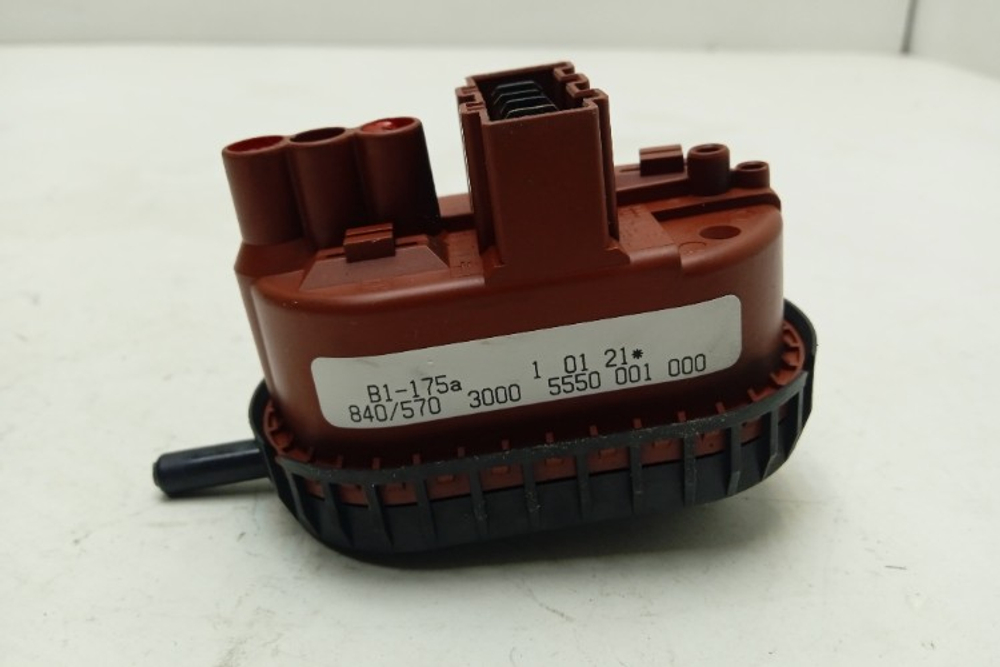 S1WTF3002A кт143 Датчик уровня воды для стиральной машины Siemens S1WTF3002A б/у