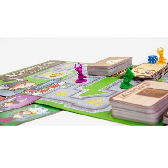 Настольная игра Манчкин Делюкс