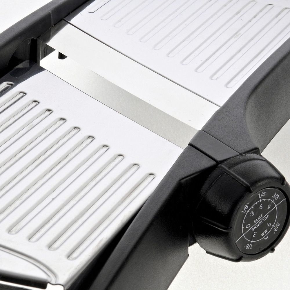 Терка многофункциональная с держателем 38см Westmark Plastic tools Германия фрагмент