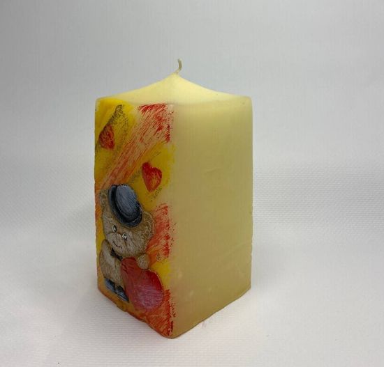 Свеча "Мишка с сердцем"