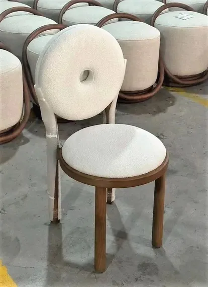 Стул с круглой спинкой Bagel, орех, белое букле