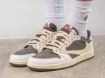 Кроссовки Nike Retro Low OG SP Travis Scott Reverse Mocha