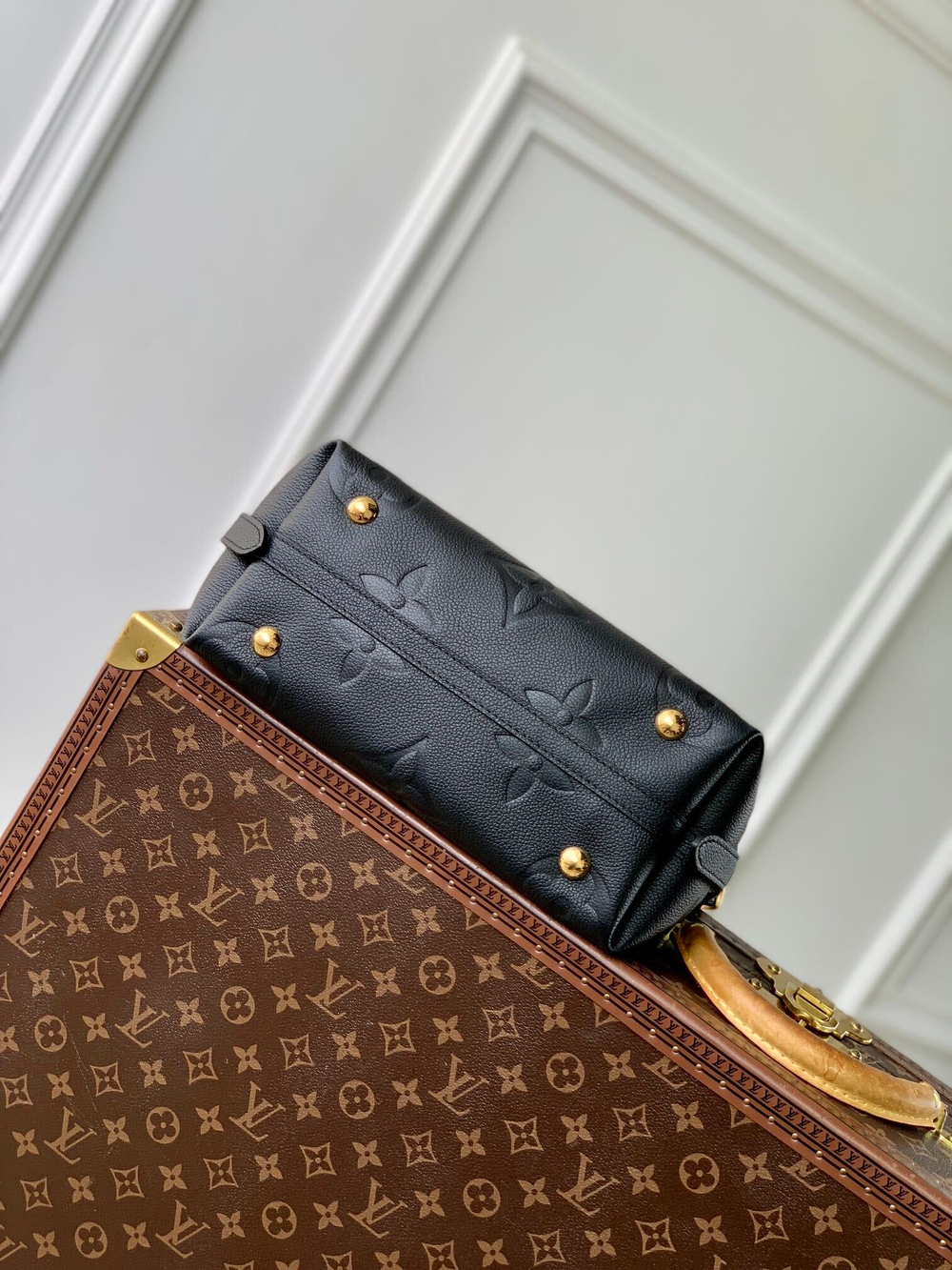 Louis Vuitton CarryAll PM