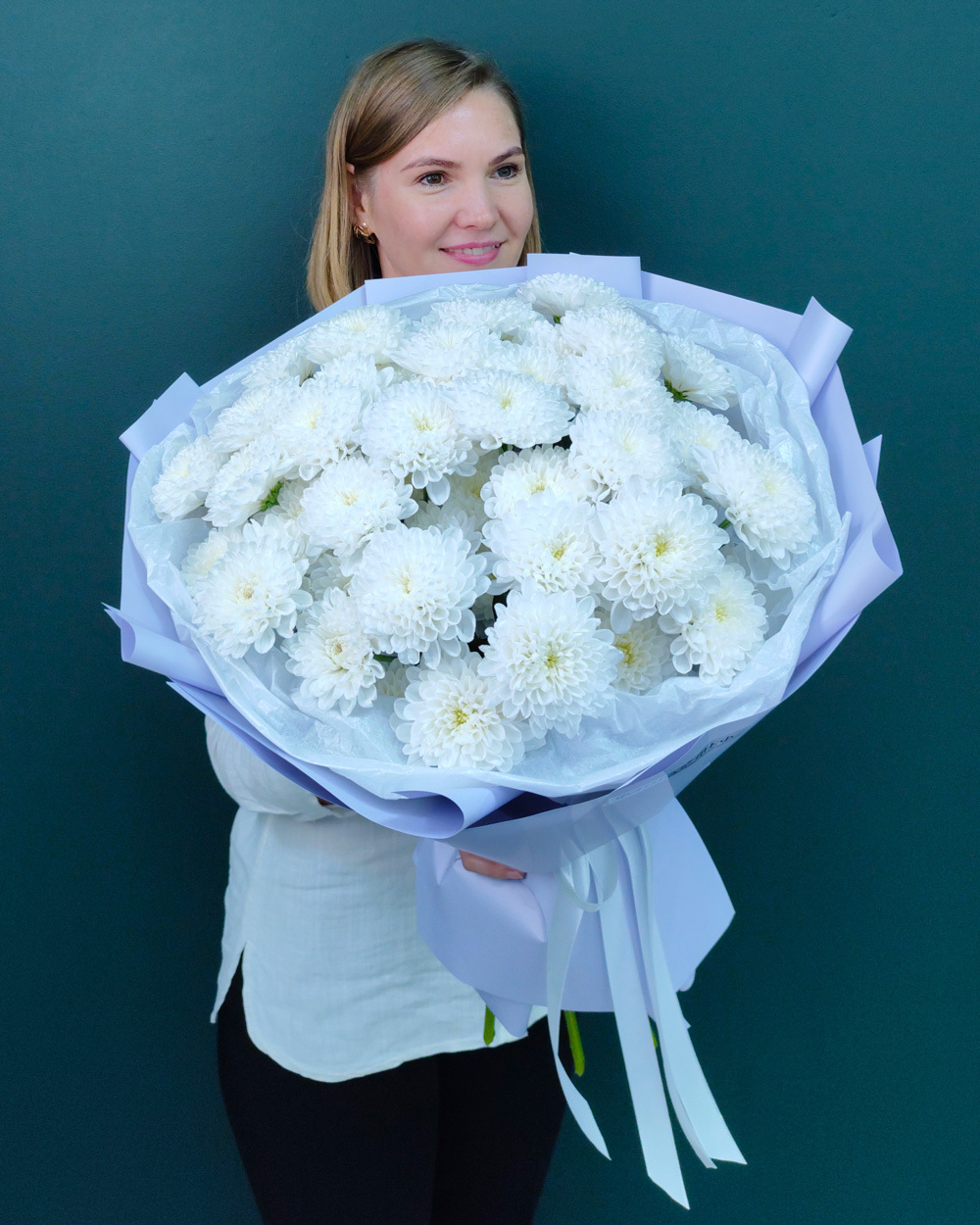 Воздушная белая хризантема,9 веток(00261)