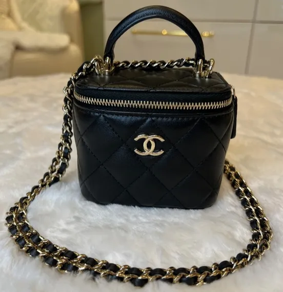 Сумка Chanel Vanity mini, черный