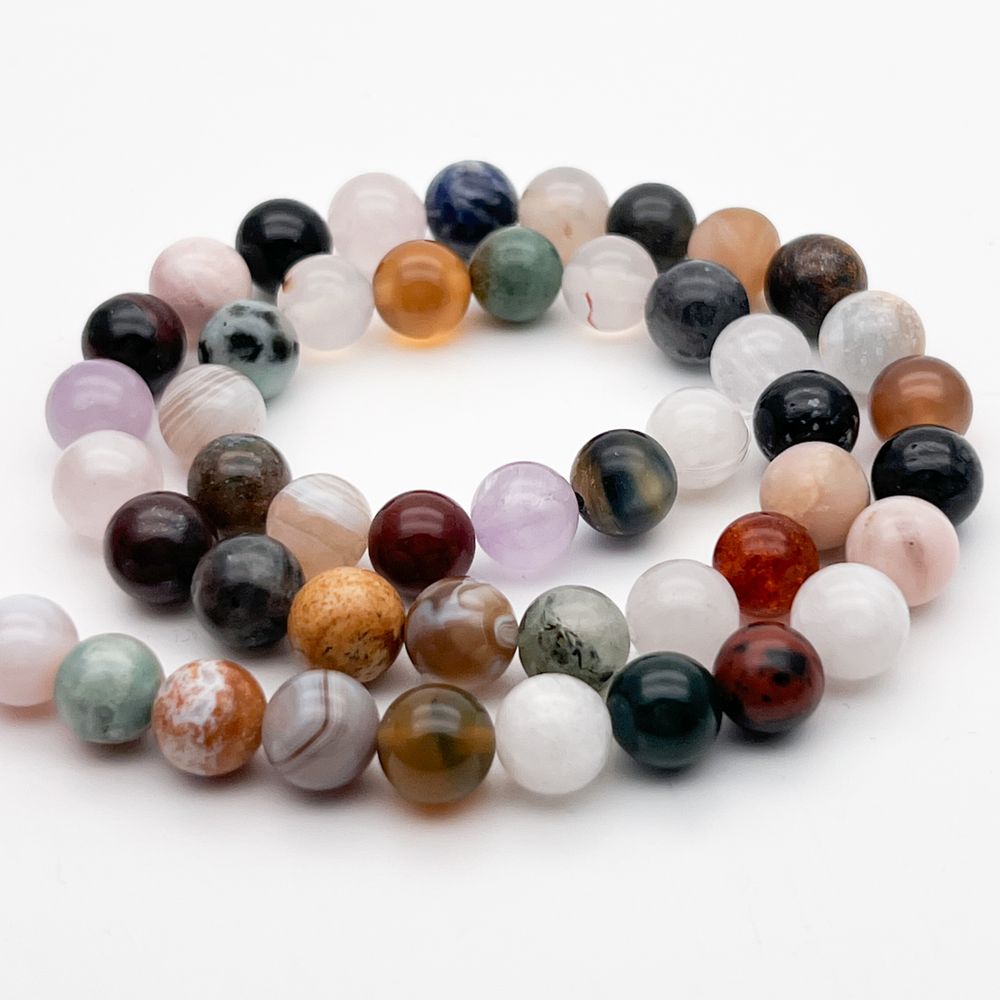 Натуральные камни микс бусины, диаметр около 8-8,8 мм, цена за нить 38 см