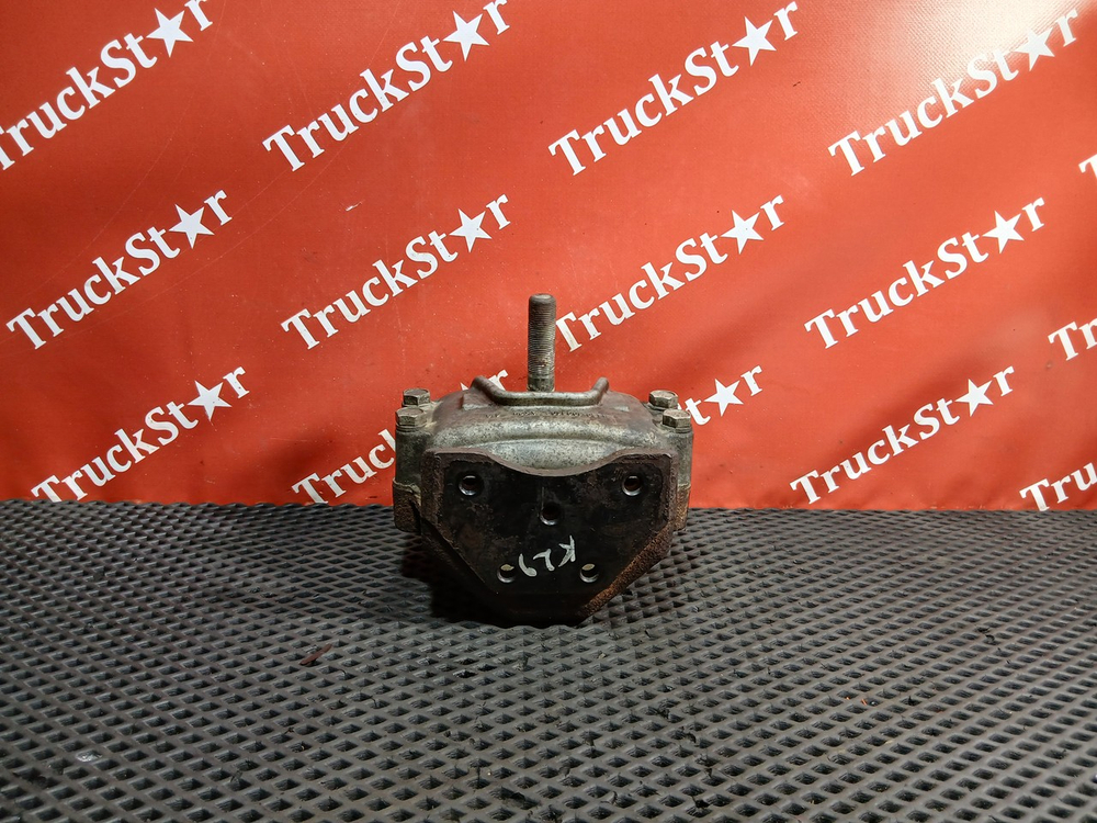 Подушка двигателя задняя 2018г.