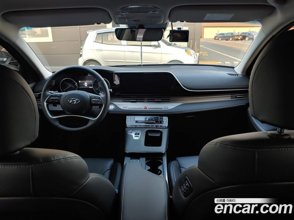 Hyundai The New Grandeur (Azera) IG 2.5 (05.2022)