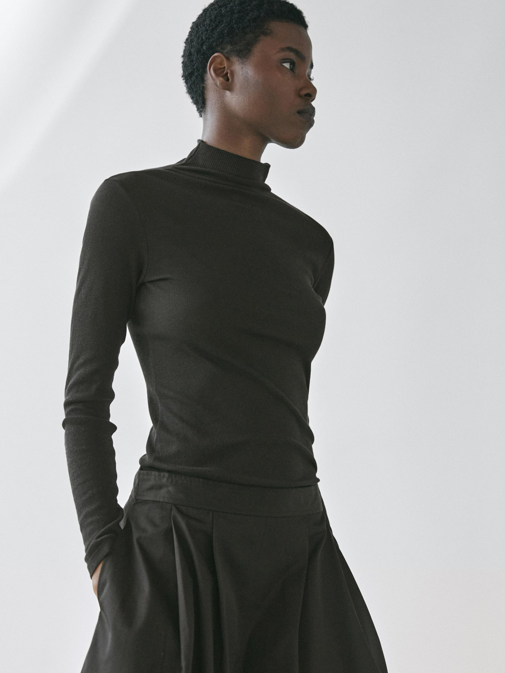 Massimo Dutti Хлопковая футболка в рубчик с длинными рукавами, черный