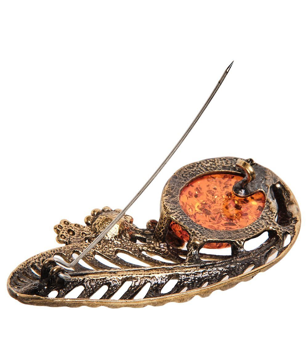 AM-2640 Брошь «Сирень Ажурная» (латунь, янтарь)