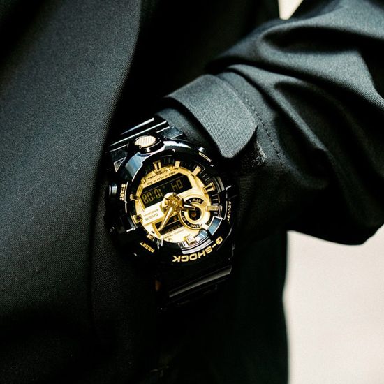 Наручные часы Casio G-Shock GA-710GB-1AER