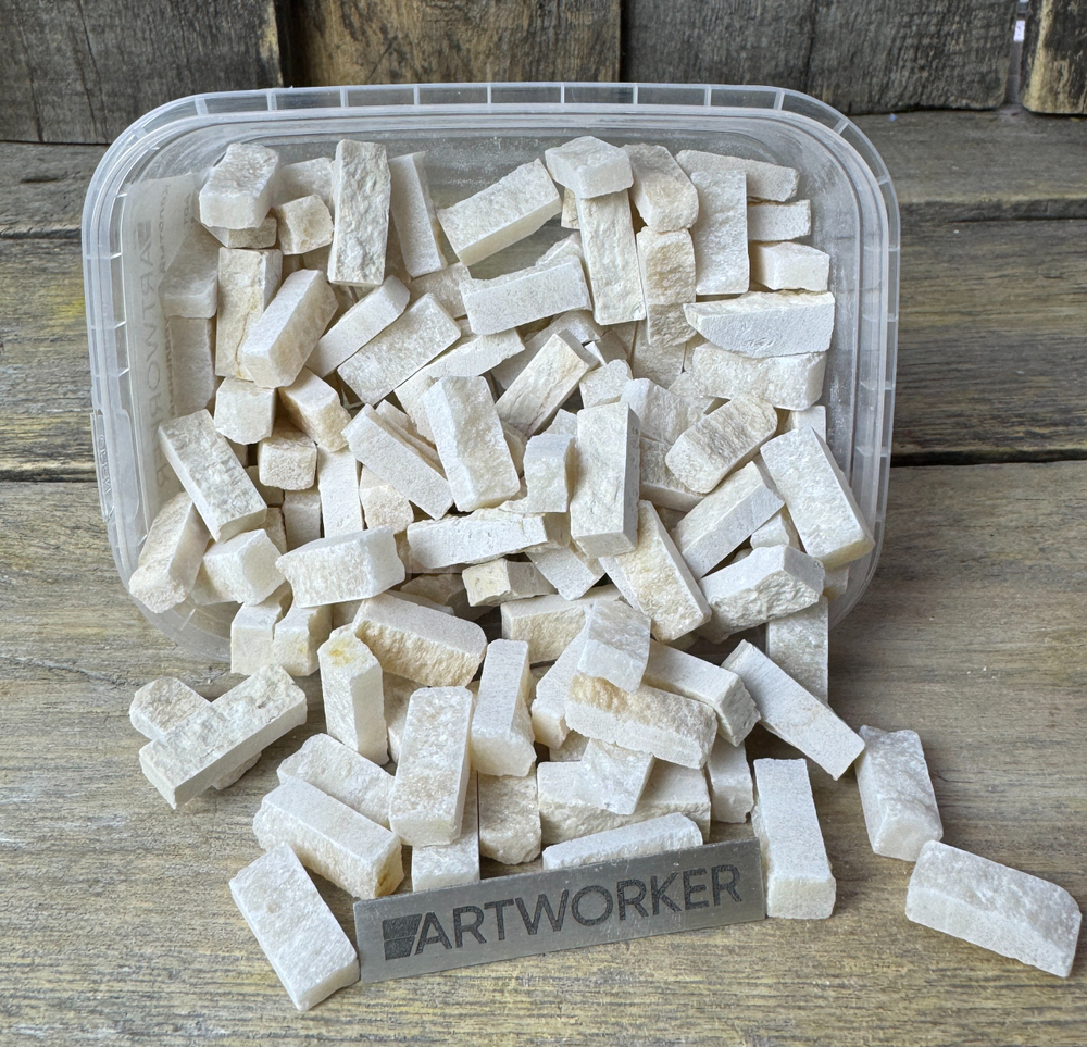 Колотый натуральный камень NS365, 350гр