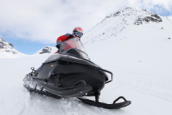 Снегоход РУССКАЯ МЕХАНИКА Тайга Варяг 500