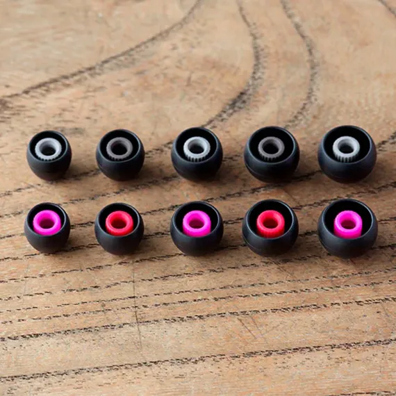 Final Audio E500 Black