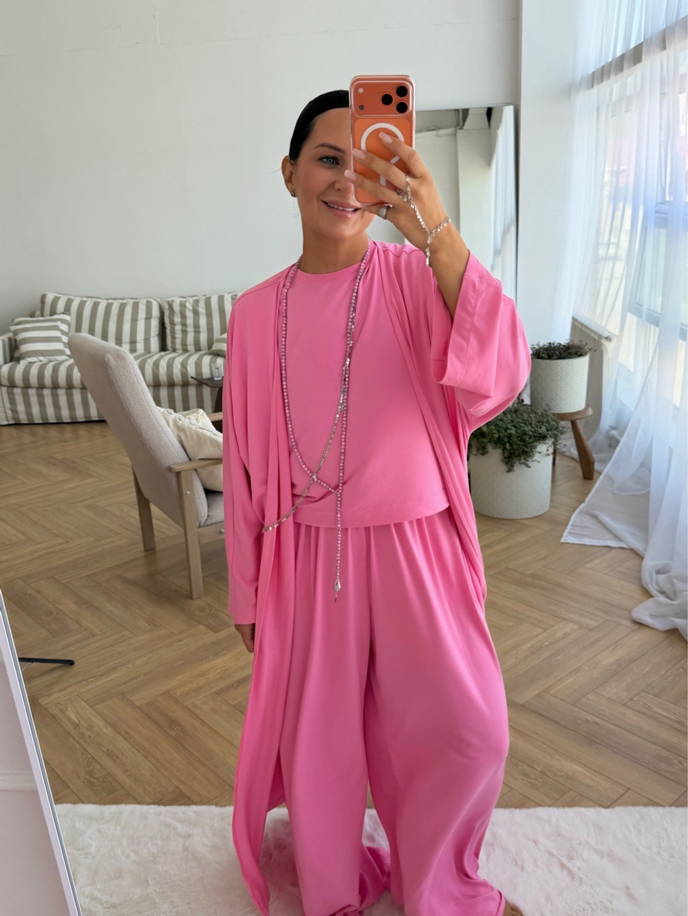 Костюм с удлиненным кардиганом розовый
