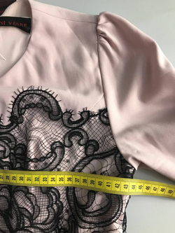 Платье Eleni Viare розовое с кружевом, маркировка 38, визуально на 44 размер, новое