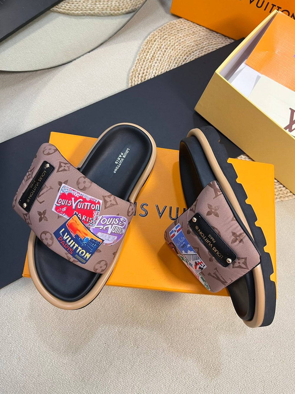 Louis Vuitton Pool Pillow Flat Comfort Mule