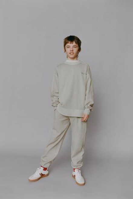 ZARA КОМПЛЕКТ ИЗ ТОЛСТОВКИ И БРЮК ИЗ ТКАНИ ИНТЕРЛОК, ЦВЕТ ЛЬДА
