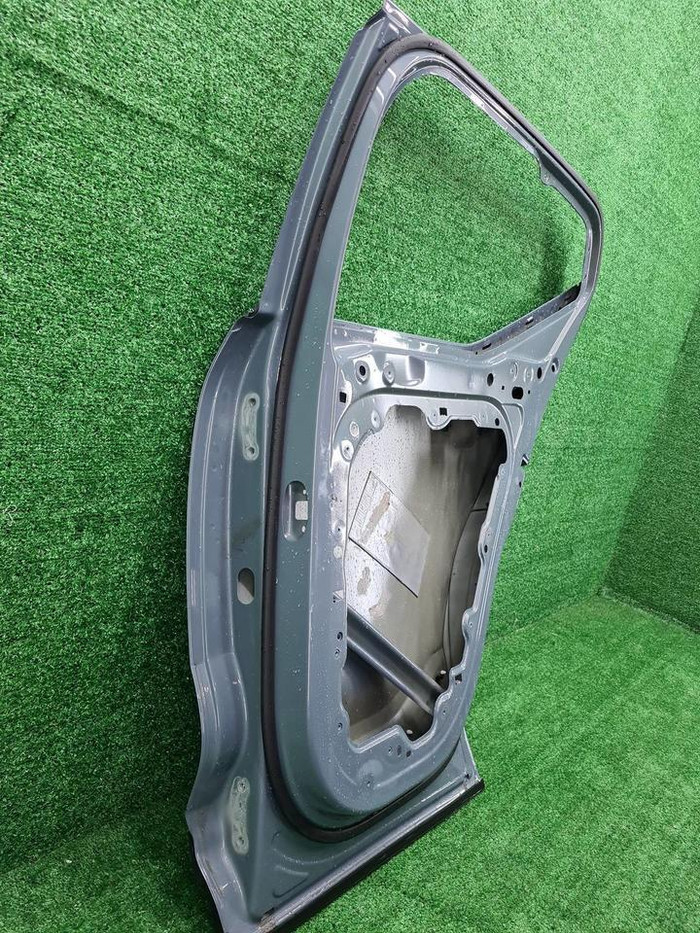 Дверь задняя правая Volvo XC40 (2017-н.в.)