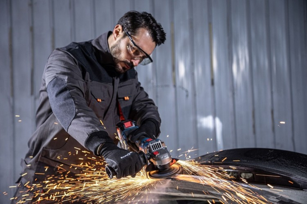 Угловая шлифмашина аккумуляторная DongCheng DCSM04-125 (TYPE H2K) АКБ 2х 6Ач, ЗУ 4А DCSM04-125(TYPE H2K)