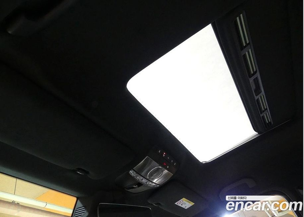 Mercedes-Benz G-Class W463b G400 d (05.2024)