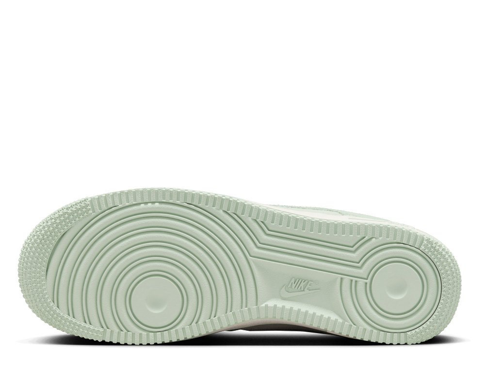 Кроссовки Nike Air Force 1 '07 SE