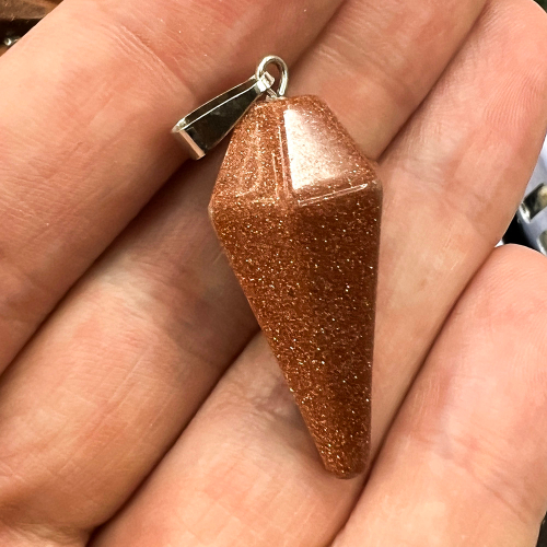 Кулон Маятник из камня Авантюрин коричневый, 34х15 мм