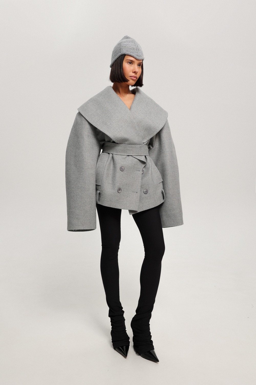 Пальто с округлым воротником