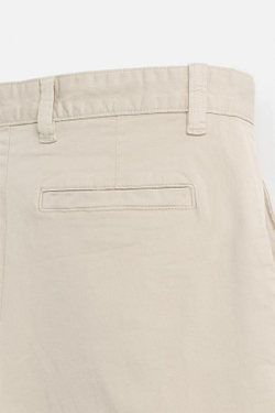 ZARA ШОРТЫ-БЕРМУДЫ ЧИНОС КЛАССИЧЕСКОГО КРОЯ, БЕЖЕВЫЙ