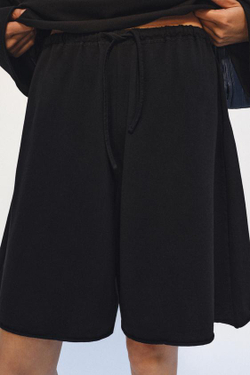 ZARA ХЛОПКОВЫЕ ШОРТЫ НА ШНУРКЕ, ЧЕРНЫЙ