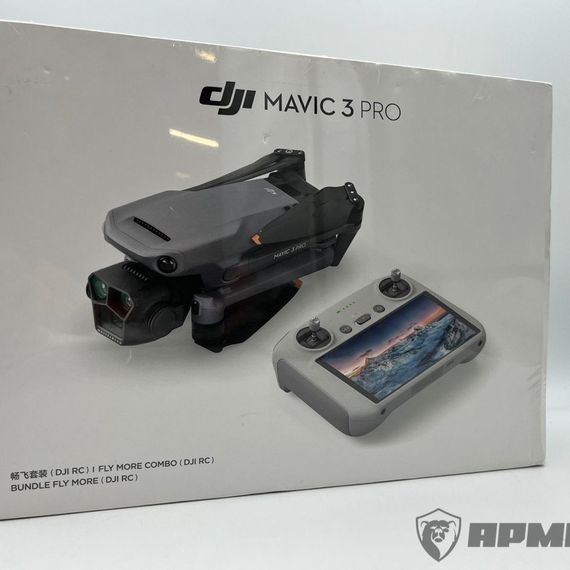Квадрокоптер DJI Mavic 3 Pro Fly More Combo (DJI RC / с экраном)